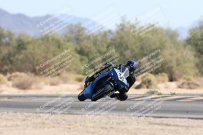 media/Nov-01-2025-CVMA (Sat) [[fc0f7531b8]]/Race 4-500-400-350 Supersport/